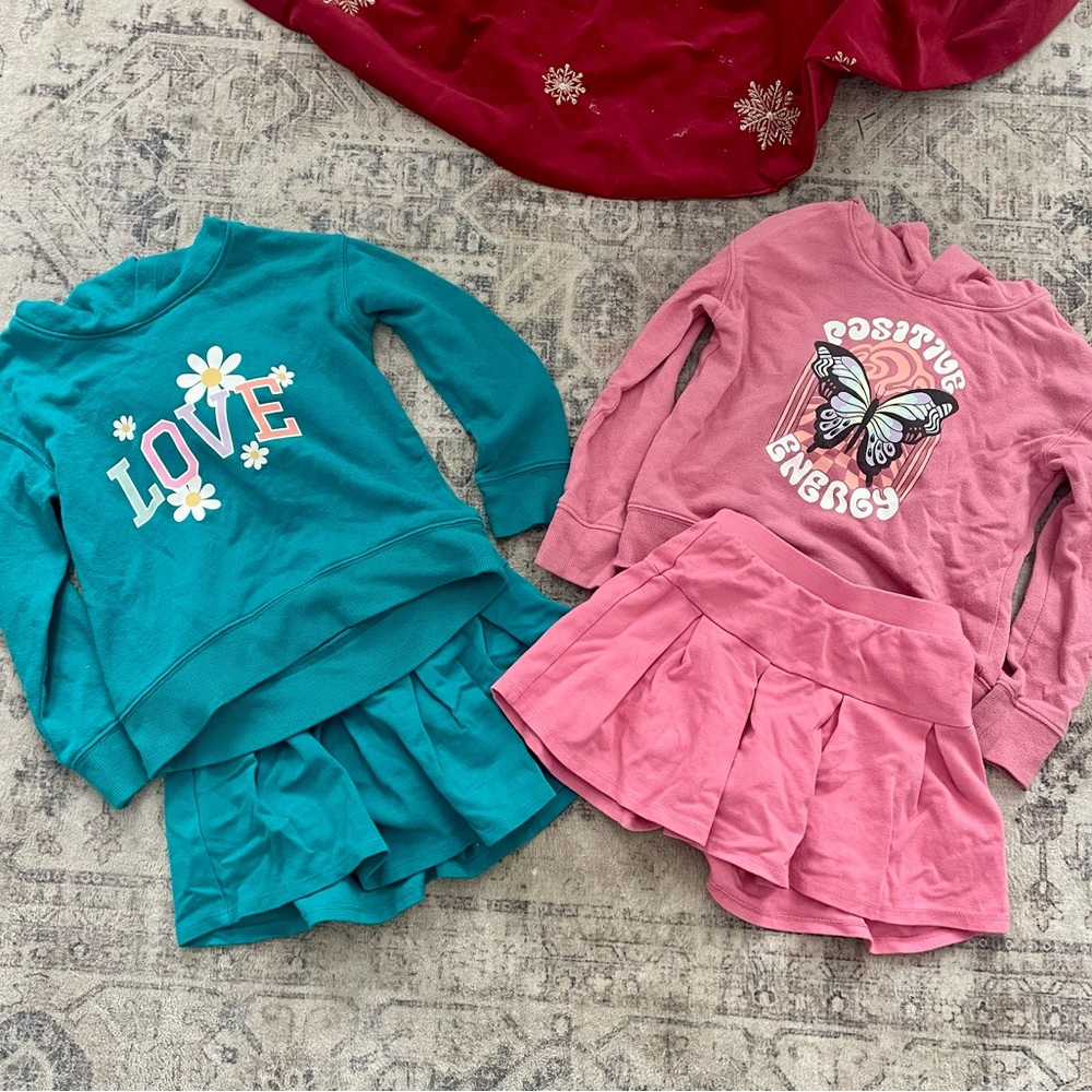 Lot (4) Jumping Beans Sweatshirt & Skort Sets